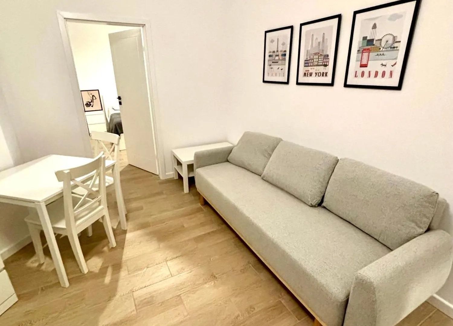 Project Comfort Apartament Poznanska 14/37A Apartment Warsaw Poland